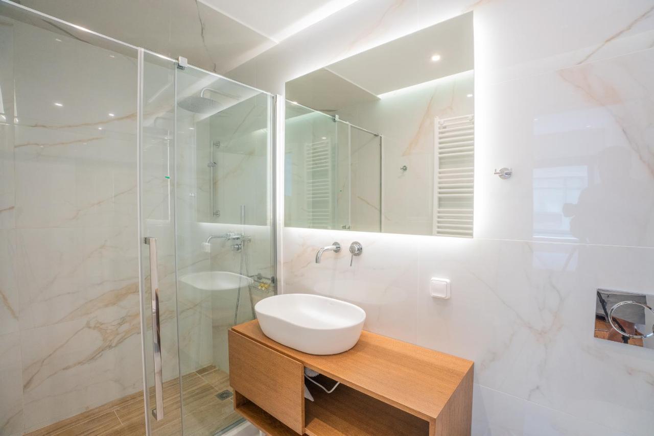 Noho Apartments @ Akadimias Athena Bagian luar foto