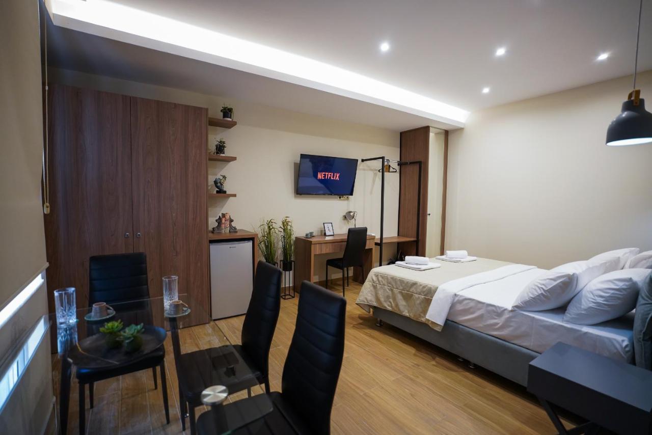 Noho Apartments @ Akadimias Athena Bagian luar foto