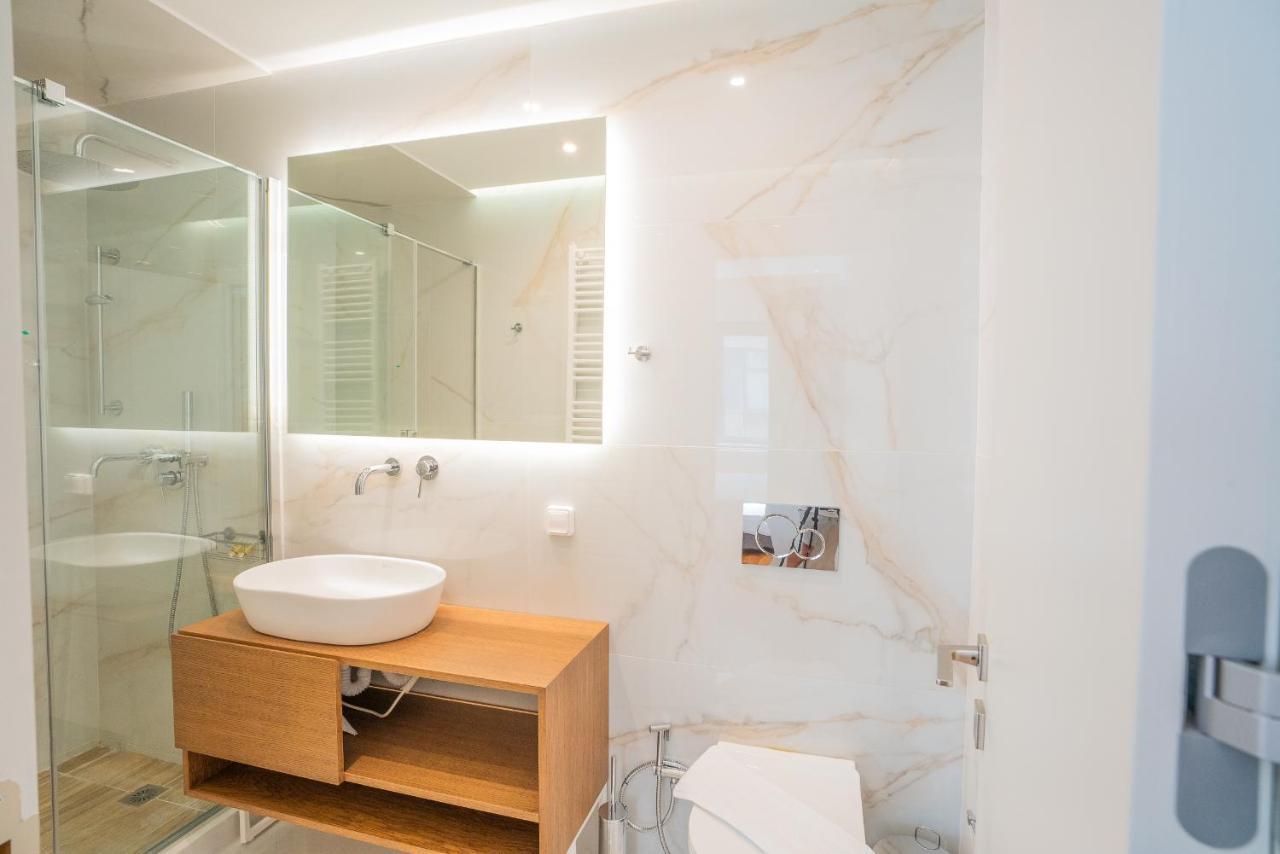 Noho Apartments @ Akadimias Athena Bagian luar foto